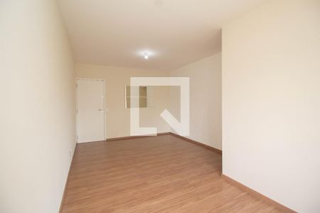 Sala de apartamento para alugar com 3 quartos, 74m² em Vila Amélia, São Paulo