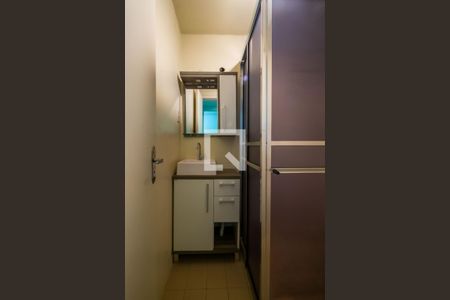 Banheiro de apartamento para alugar com 1 quarto, 40m² em Farroupilha, Porto Alegre