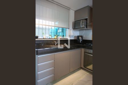 Cozinha de apartamento à venda com 3 quartos, 167m² em Santa Mônica , Belo Horizonte