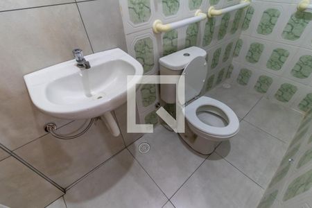 Banheiro da Suíte de casa para alugar com 2 quartos, 82m² em Vila Nova Curuçá, São Paulo