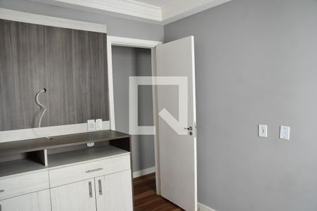 Quarto 1  de apartamento para alugar com 2 quartos, 48m² em Jardim Ísis, Cotia