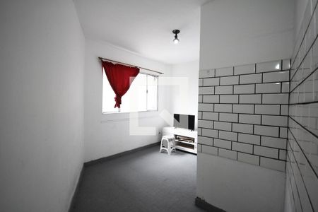 Sala de kitnet/studio para alugar com 1 quarto, 25m² em Liberdade, São Paulo