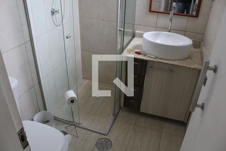 Banheiro  de apartamento à venda com 2 quartos, 70m² em Parque Residencial da Lapa, São Paulo
