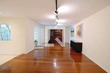 Sala  de casa à venda com 3 quartos, 420m² em Jardim Viana, São Paulo