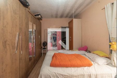 Quarto 1 de casa para alugar com 2 quartos, 200m² em Vila Santo Estefano, São Paulo