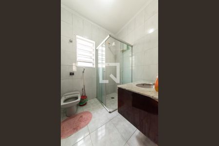 Banheiro Social de casa à venda com 3 quartos, 200m² em Vila Santo Estefano, São Paulo