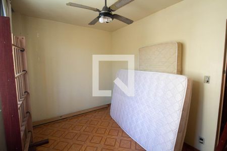 Quarto 1 de apartamento à venda com 2 quartos, 40m² em Olaria, Rio de Janeiro