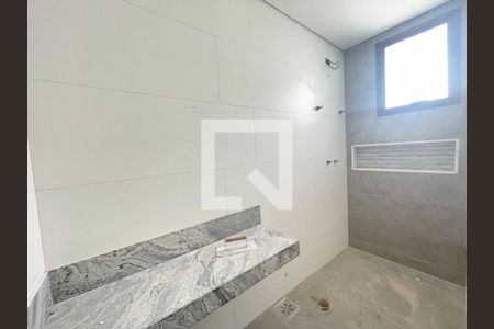 Banheiro de apartamento à venda com 4 quartos, 164m² em Jaraguá, Belo Horizonte