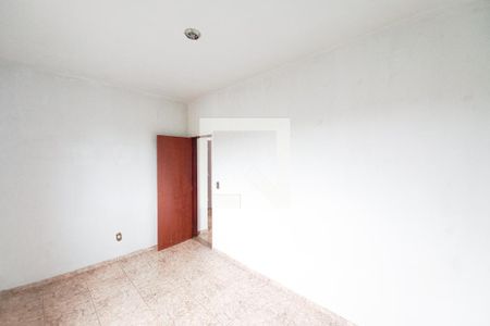 Quarto 2 de casa para alugar com 3 quartos, 560m² em Glória, Belo Horizonte