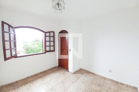 Sala de casa para alugar com 3 quartos, 560m² em Glória, Belo Horizonte