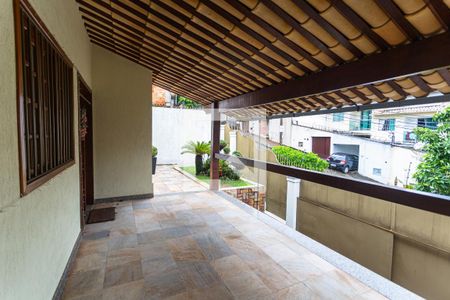 Varanda da Sala de casa à venda com 3 quartos, 275m² em Fernão Dias, Belo Horizonte