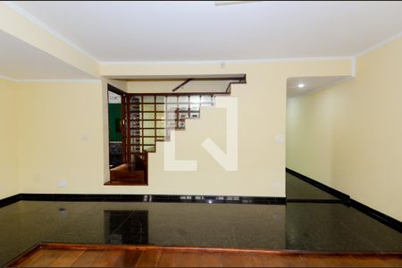 Sala de casa à venda com 3 quartos, 276m² em Vila Tibagi, Guarulhos