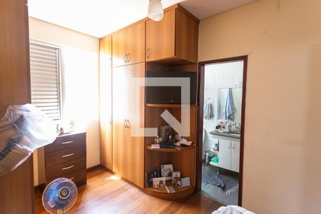 Suíte de apartamento à venda com 4 quartos, 200m² em Fernão Dias, Belo Horizonte