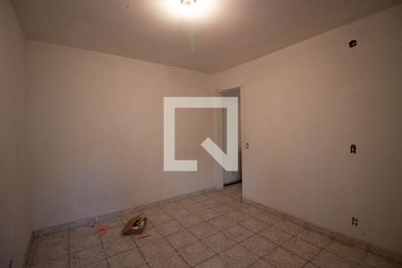 Quarto 2 de casa à venda com 3 quartos, 130m² em Vila Carmosina, São Paulo