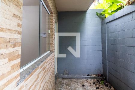 Varanda de casa para alugar com 1 quarto, 40m² em Campo Grande, Rio de Janeiro