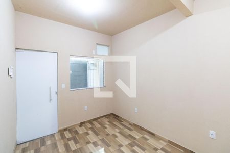 Sala de casa para alugar com 1 quarto, 40m² em Campo Grande, Rio de Janeiro