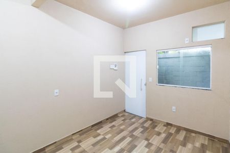 Sala de casa para alugar com 1 quarto, 40m² em Campo Grande, Rio de Janeiro