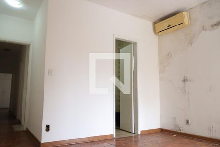 suite de casa à venda com 3 quartos, 200m² em Vila Paulista, São Paulo