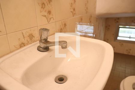 lavabo de casa à venda com 3 quartos, 200m² em Vila Paulista, São Paulo