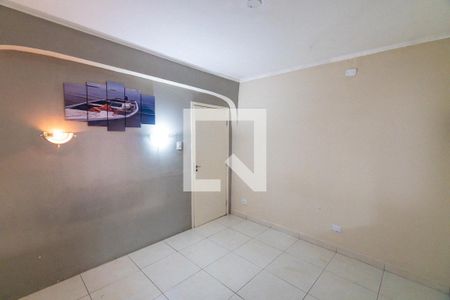 Quarto 1 de casa para alugar com 2 quartos, 60m² em Vila Fachini, São Paulo