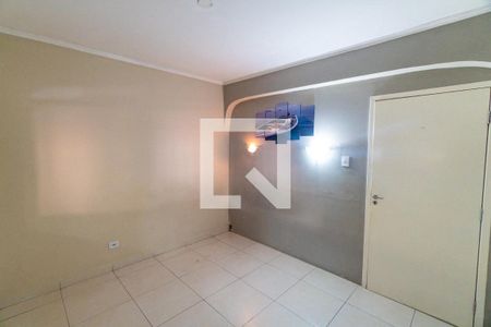 Quarto 1 de casa para alugar com 2 quartos, 60m² em Vila Fachini, São Paulo