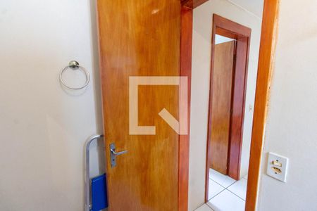 Banheiro de apartamento à venda com 2 quartos, 43m² em Duque de Caxias, São Leopoldo