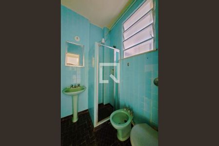 Banheiro Social de apartamento à venda com 1 quarto, 30m² em Higienópolis, Rio de Janeiro