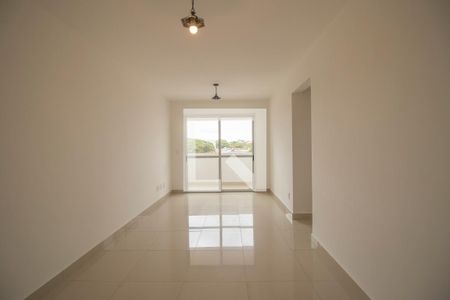 Sala de apartamento para alugar com 3 quartos, 70m² em Setor Leste Universitário, Goiânia