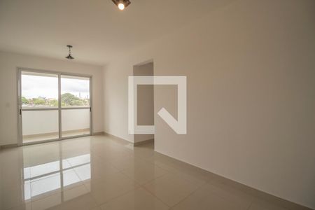 Sala de apartamento para alugar com 3 quartos, 70m² em Setor Leste Universitário, Goiânia