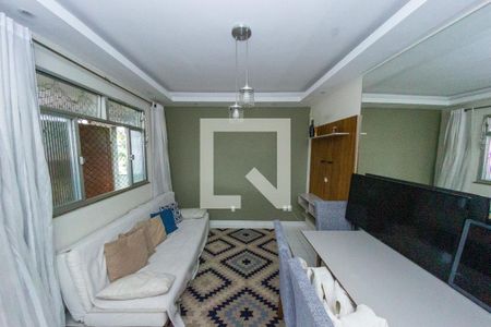 Sala de casa para alugar com 2 quartos, 142m² em Irajá, Rio de Janeiro
