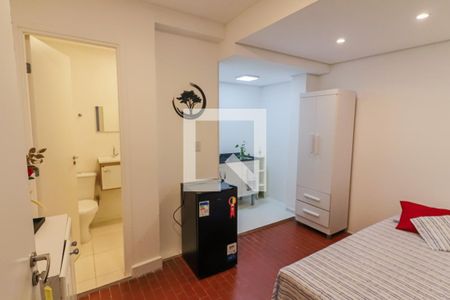 Studio - Quarto  / Cozinha de kitnet/studio para alugar com 1 quarto, 12m² em Jardim Bonfiglioli, São Paulo