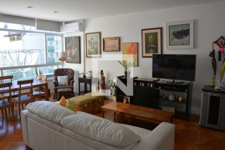 Sala de apartamento à venda com 3 quartos, 150m² em Leblon, Rio de Janeiro