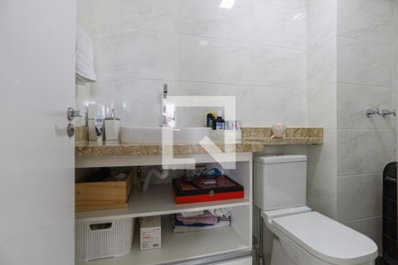 Banheiro 1 de apartamento à venda com 2 quartos, 55m² em Vila Yara, Osasco