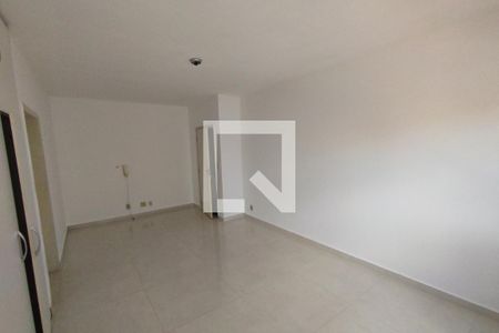 Sala - Dormitório de apartamento para alugar com 1 quarto, 42m² em Centro, Ribeirão Preto