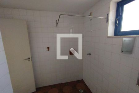 Banheiro de apartamento para alugar com 1 quarto, 42m² em Centro, Ribeirão Preto