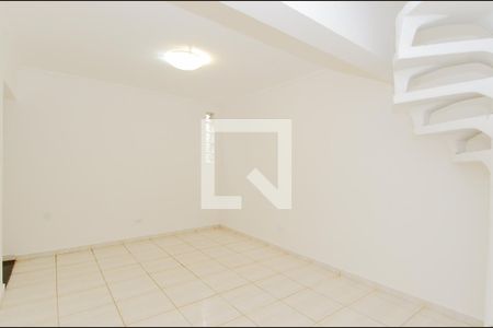 Sala de casa para alugar com 1 quarto, 60m² em Jardim Santa Maria, Guarulhos