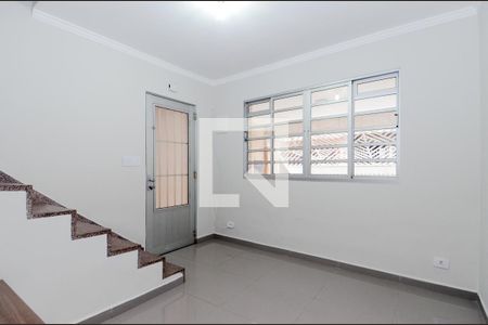 Sala de casa à venda com 2 quartos, 150m² em Jardim Santa Maria, Guarulhos