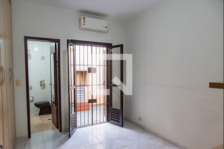Suíte 1 de casa à venda com 3 quartos, 220m² em Ipiranga, São Paulo