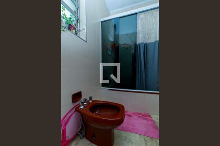 Casa à venda com 500m², 3 quartos e 4 vagas Casa à venda com 500m², 3 quartos e 4 vagasSuíte - Banheiro