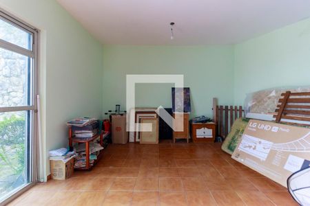 Casa à venda com 500m², 3 quartos e 4 vagas Casa à venda com 500m², 3 quartos e 4 vagasEdícula