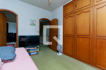 Casa à venda com 500m², 3 quartos e 4 vagas Casa à venda com 500m², 3 quartos e 4 vagasSuíte