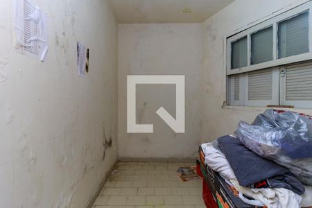 Casa à venda com 500m², 3 quartos e 4 vagas Casa à venda com 500m², 3 quartos e 4 vagasEdícula