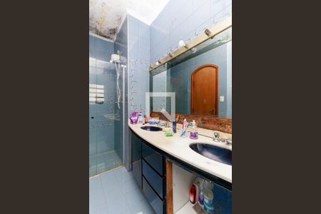 Casa à venda com 500m², 3 quartos e 4 vagas Casa à venda com 500m², 3 quartos e 4 vagasBanheiro 3