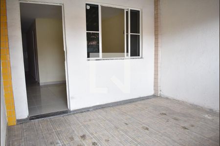 Fachada de casa para alugar com 1 quarto, 48m² em Campo Grande, Rio de Janeiro