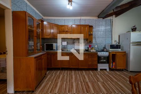 Cozinha de casa à venda com 3 quartos, 100m² em Hípica, Porto Alegre