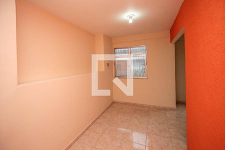 Sala de apartamento para alugar com 2 quartos, 50m² em Cascadura, Rio de Janeiro