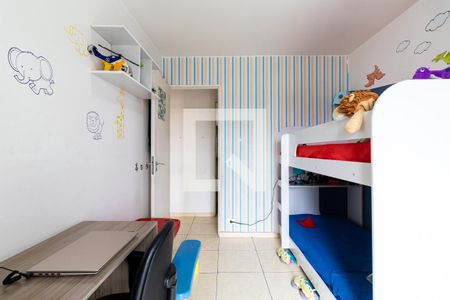 Quarto 2 de apartamento para alugar com 2 quartos, 58m² em Jardim Sabara, São Paulo