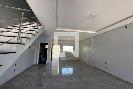 Sala de casa à venda com 3 quartos, 150m² em Campestre, São Leopoldo