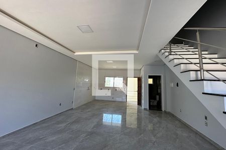 Sala de casa à venda com 3 quartos, 150m² em Campestre, São Leopoldo