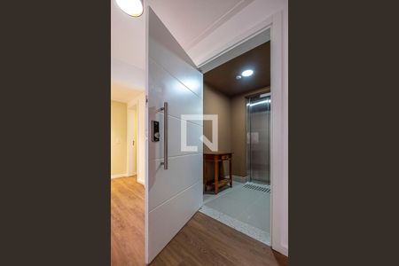 Hall de entrada de apartamento para alugar com 3 quartos, 266m² em Sumaré, São Paulo